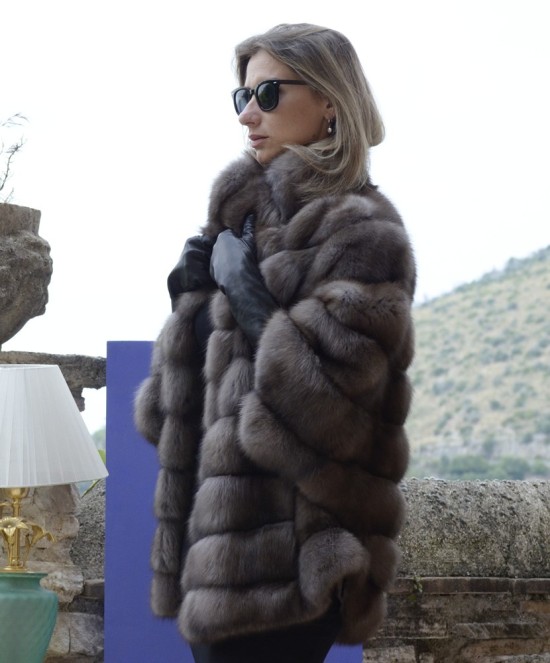 Pelliccia cappotto zibellino con collo e manica a chimono