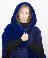 Pelliccia in Visone Blu Elettrico con Cappuccio