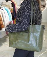 Gianni Chiarini Borsa modello Superlight verde oliva