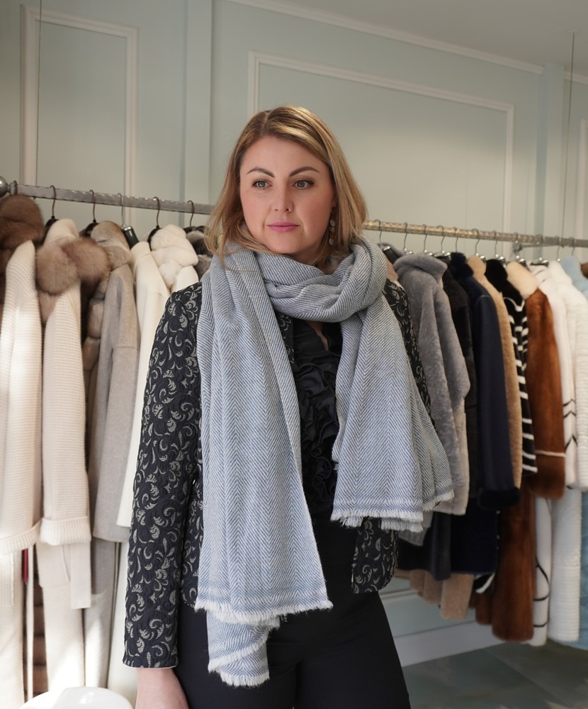 Light gray herringbone scarf