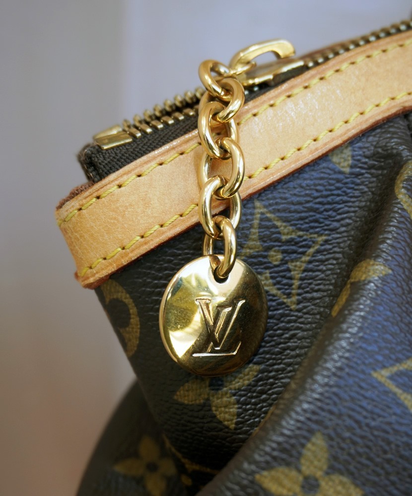 Louis Vuitton Tivoli