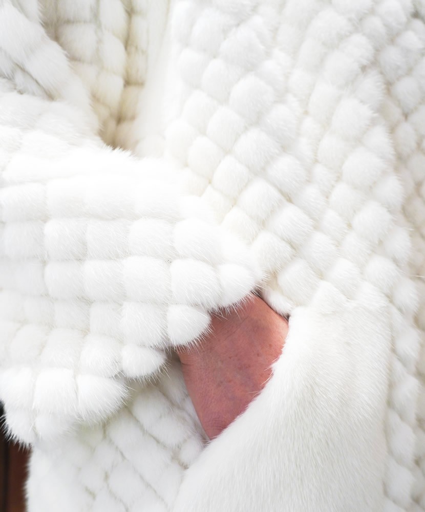 Pelliccia in Visone Bianco Lavorazione a Rombi