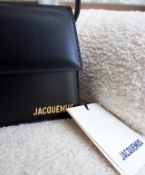 Jacquemus Borsa a spalla Le Grand Bambino in Pelle Nera